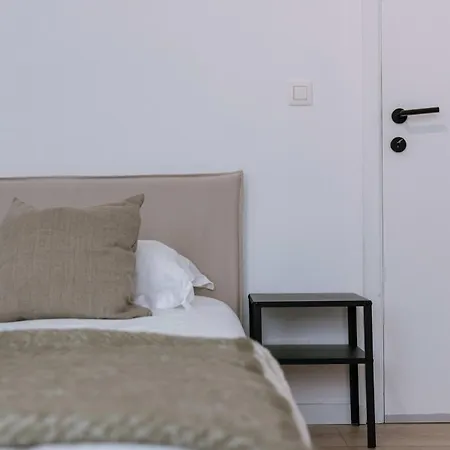 Huswell - Renovated House In The Center - Pets Welcome! 布兰肯贝赫