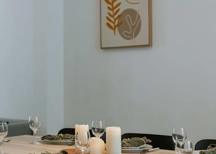 Huswell - Renovated House In The Center - Pets Welcome! *