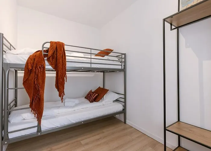 Huswell - Renovated House In The Center - Pets Welcome!