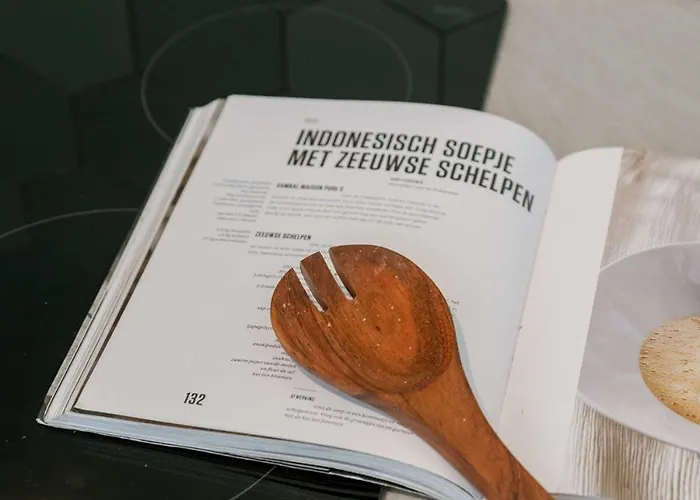 Huswell - Renovated House In The Center - Pets Welcome!